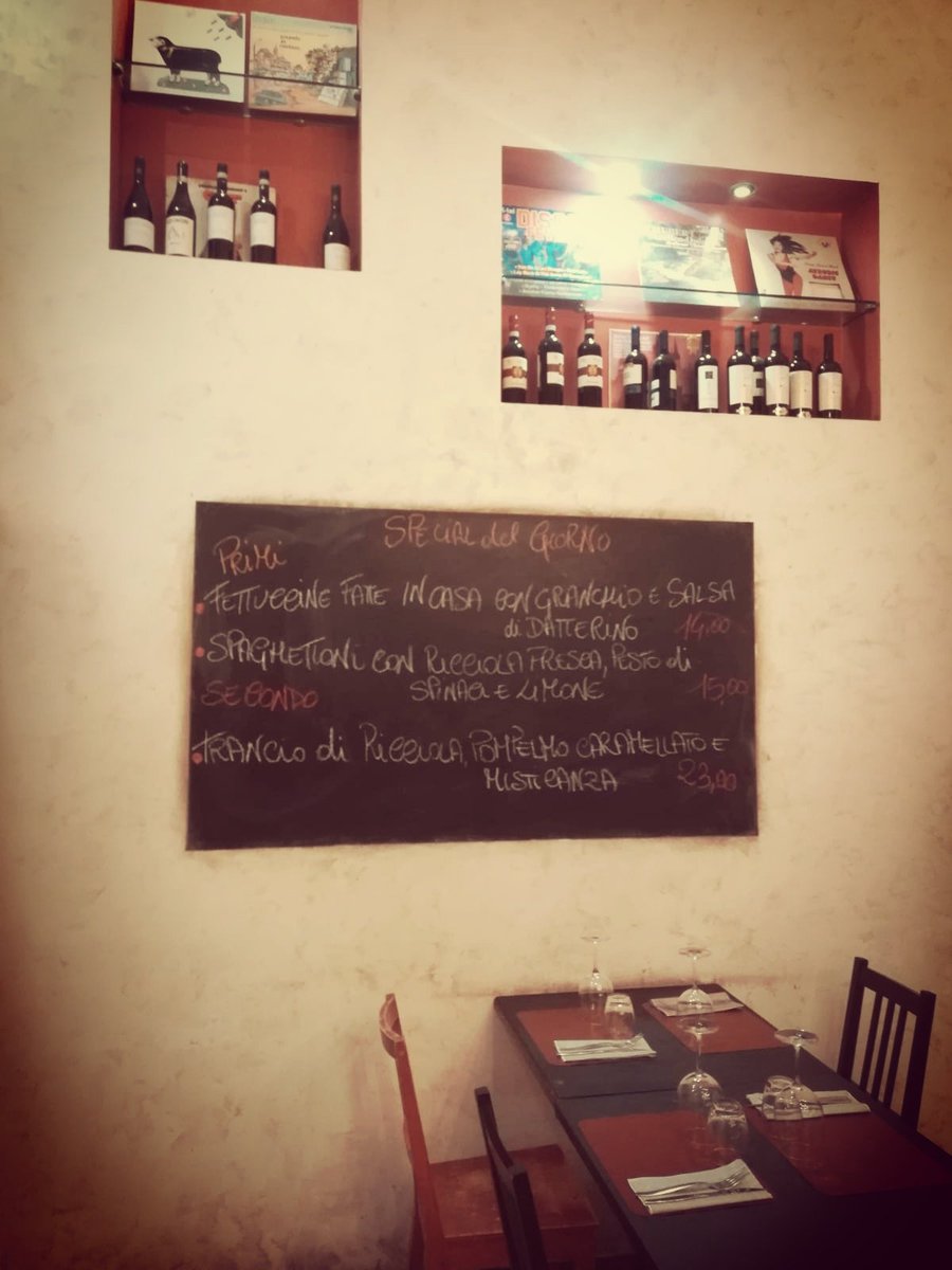 IFAOBistrot's tweet photo. La lavagna del fiore all'occhiello bistrot 🌸 #IlFioreAllocchielloBistrot #ristoranti #ristorante #bistrot #food #SanPaolo #Garbatella #viacostantino24a #foodblogger #foodphotography #special #ricciola #ricciarola #foodvideo https://t.co/P3jq2b9JLJ