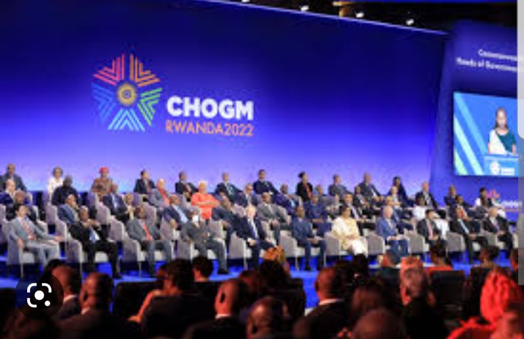 Ali_Rukaliza's tweet image. If some of his 'advisers' lured him into launching an 'assault' on 🇷🇼 (which never happened, one has to wonder why) b4 or during #CHOGM2022 and he did amass a dozen unqualified troops along the border, then #Tshi is THEEE number ONE enemy of 🇨🇩lese citizens. Especially Kivutians.