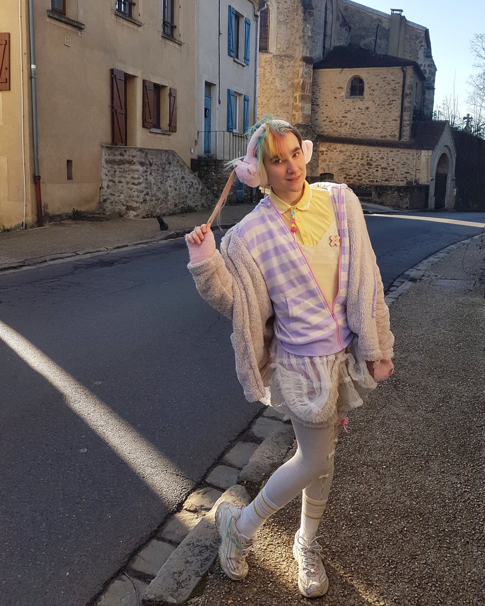 maryancoincoin's tweet photo. My range
#enbytastic #NonBinaryFinery https://t.co/fizfgeuzbT