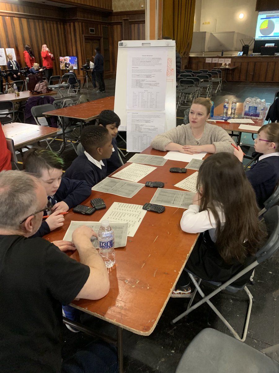 P5 pupils ⁦<a href="/stbartholomews1/">St Bartholomew's PS</a>⁩ using their maths skills as ⁦<a href="/QTV_media/">QTV</a>⁩ Production Managers ensuring our STEM event sticks to budget! We’re in safe hands⁦ #STEM #careers #future #maths