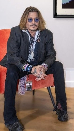 No_Reason_Jenz's tweet photo. Lord have mercy on my soul....

#JohnnyDeppIsALegend https://t.co/BHOnHHJGIb
