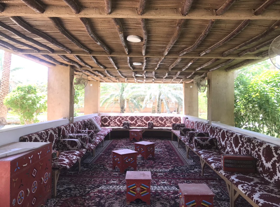 alsughayir's tweet photo. في زحمه الهرج تلقي للحقيقه مقام ، 
يوم المجالس مدارس والاسامي سمت

سلم على اللي ليا جر الكلام الكلام ،
اما  تكلم  بكلمة حق والا صمت . 
#متعب_مرزوق https://t.co/TtlgnvNVAE