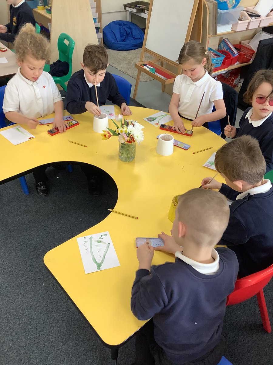 BandBschool's tweet photo. To kick off our new topic all about plants in Year 2, we have created some watercolour paintings of flowers using careful observations. We have tried really hard to look at each flower and paint the shapes and colours we can see 💐🌸🌷 @eboractrust #bandbart #bandbscience https://t.co/HBZyGO75xm