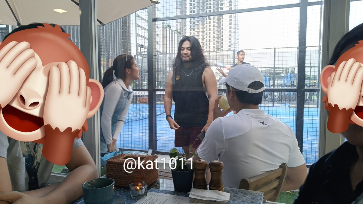 Kat1011 tweet media