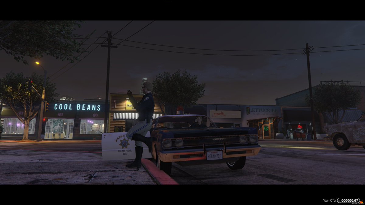 BoardwalkRp's tweet photo. So much work in this City but so little time... oh wait, you yeah you guys stop slacking! #GTAOnline https://t.co/nYLjY598XV