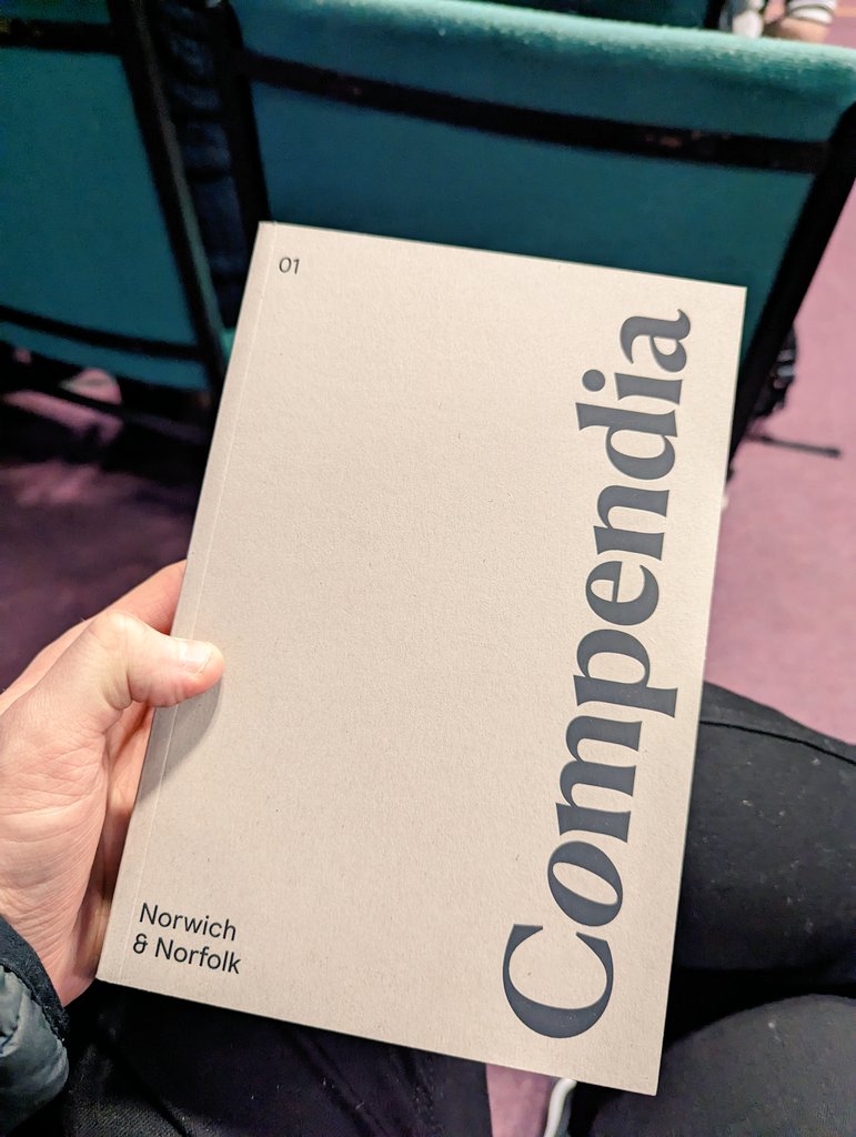 Sp4ghettiCode's tweet image. This is one of the best speaker gifts I&apos;ve ever received 😍

The Norwich Compendia

Wow 👏✨ Thank you #NorDevCon23