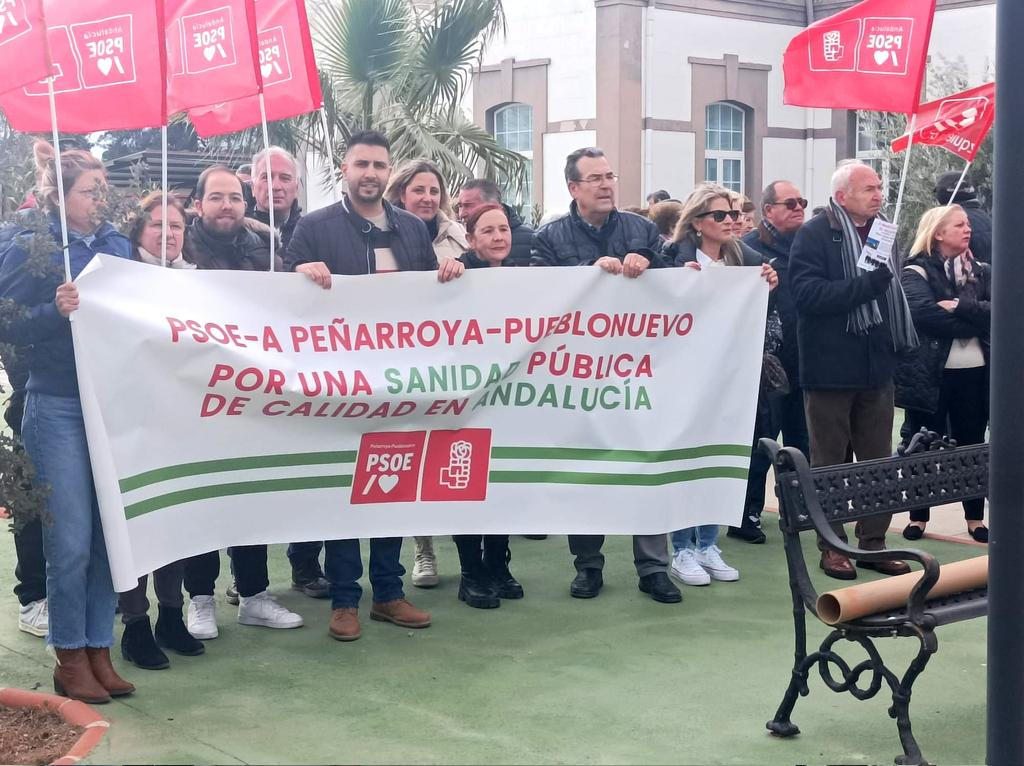 El PP quiere dinamitar la #SanidadPública y así poder hacer negocio con la salud de l@s cordobes@s.

Hoy se manifiestan l@s vecin@s de #PeñarroyaPueblonuevo e #Iznajar como ya lo hicieron l@s de #Montilla y #PalmaDelRío.