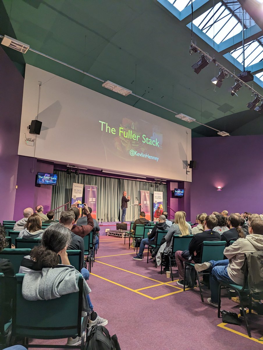 Sp4ghettiCode's tweet image. First up is @KevlinHenney with his 🥞

#NorDevCon23