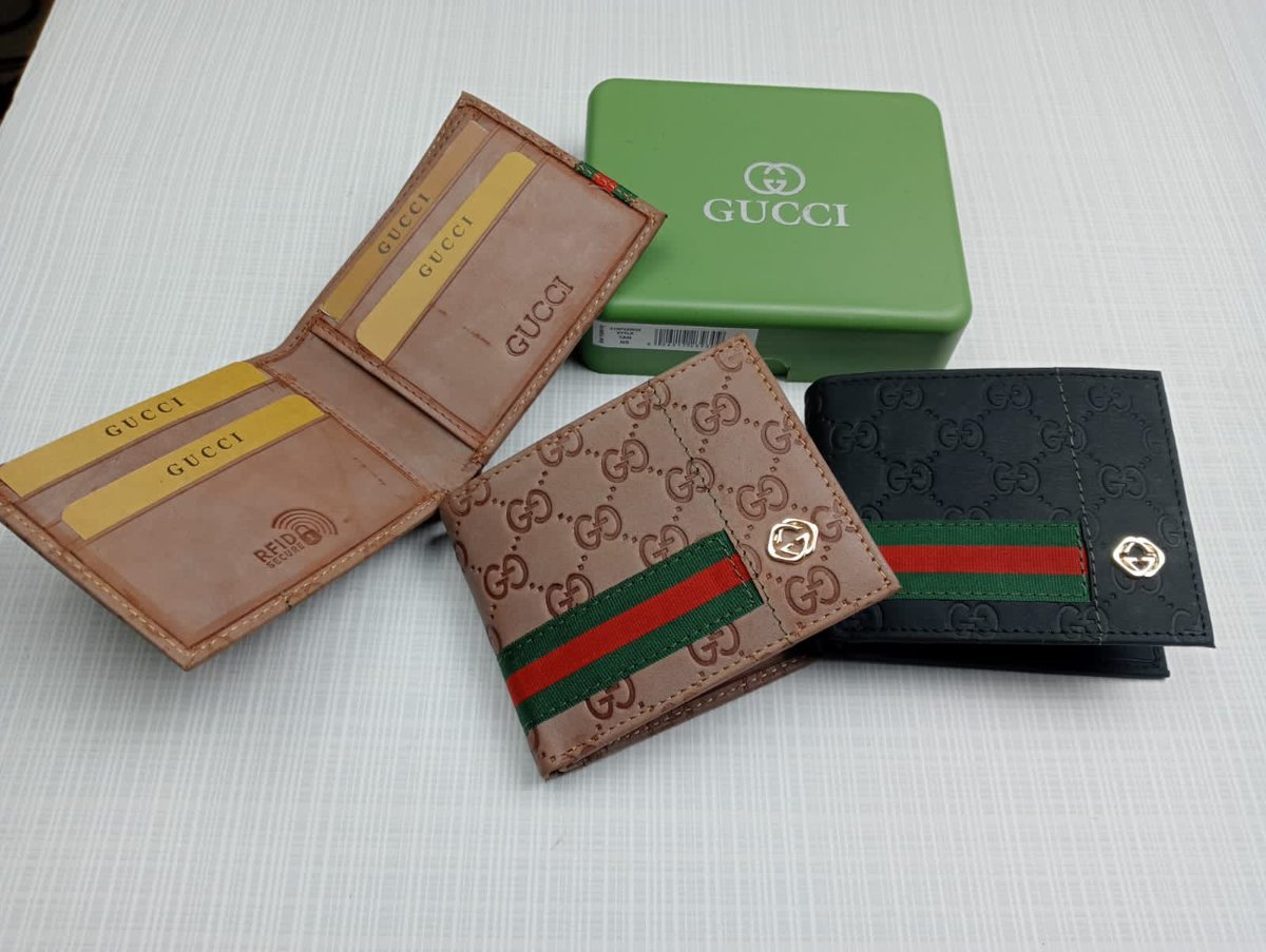 AbkBrand's tweet photo. Wallets 💸
Best material &amp; good quality so plz don't buy 🙏
#trending #tweet 
More inquiry: abkbrand69@gmail.com
https://t.co/amAUlUnwd2 https://t.co/Srj2qjiQTD