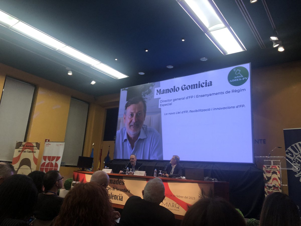 CIDA_gva's tweet photo. ✍️ Interessant ponència a càrreg de @mgomicia de @GVAeducacio respecte del 📍Model Valencià de FP a les 👨🏫XIII Jornades de Directores i Directors 👩🏫de Secundària del País Valencià al @marqalicante.
#FPValenciana #SempreFP #FPprimeraopcio https://t.co/I2ubev0MtB