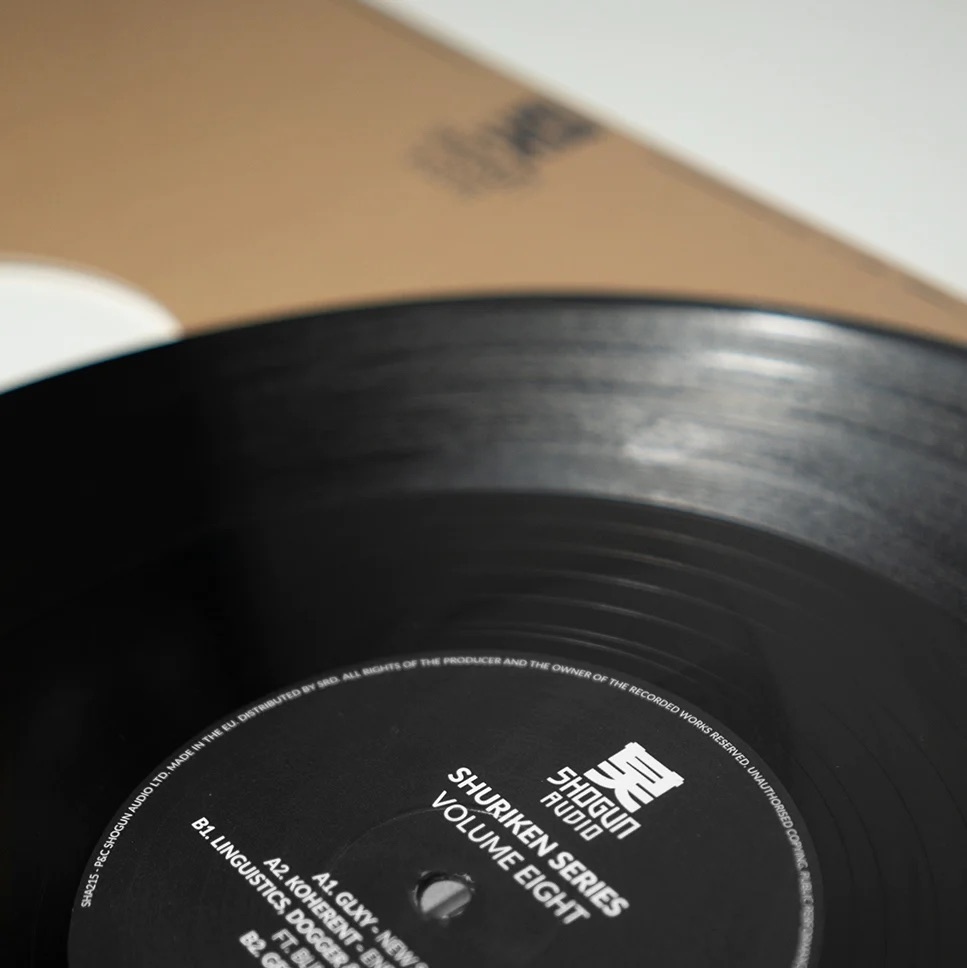 ShogunAudio's tweet photo. OUT NOW 🥷 

We're proud to present the eighth volume of our acclaimed Shuriken vinyl series!
⁠
Link to buy now - https://t.co/wNOt0eKFRQ
⁠
Full Tracklist:⁠
GLXY - New Soul⁠
Koherent - Endless Haze⁠
Linguistics, Dogger &amp; Mindstate - Change ft. Blind Mic
GEST - Shame https://t.co/tMwlENPz5W