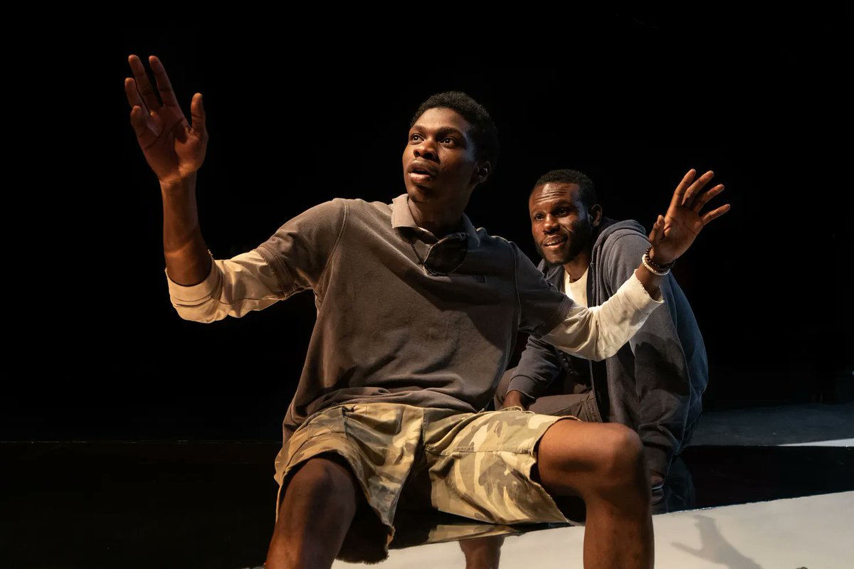 OneWhoWantsTo's tweet photo. Only three days left, final performance Saturday! 

★★★★ The Guardian
★★★★ The Stage
★★★★ ReviewsGate
★★★★ The Reviews Hub
★★★★ Paul in London
#StandingOvationNom

🗓️ Until 25 Feb 23
📍 @finborough
🎟️ https://t.co/aEdYVqBqT0 

📷 @aliwrightphoto https://t.co/EIgxsBg9nA