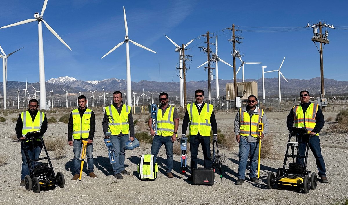 Schonstedt's tweet photo. ¡Tuvimos un fantástico curso de capacitación para nuestros distribuidores de América Latina en California! Estamos orgullosos de que nuestros socios estén capacitados en localizadores electromagnéticos,  magnéticos y georadares.

https://t.co/frbX75fnZ8 https://t.co/K6c0iJfA37