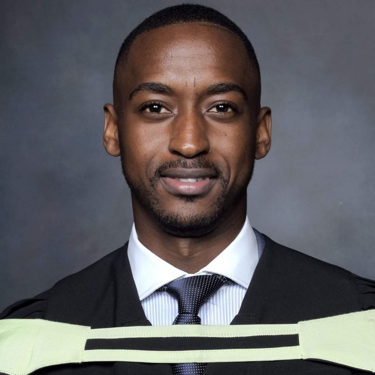 OurlivesMarket's tweet photo. This is @ThabisoMnguni_, the founder of @KofiKulcha, a young black owned coffee company. Which offer a premium 100% freeze dried instant coffee which is made from Arabica beans from the finest coffee producing countries in the world – Ethiopia. https://t.co/jLOBtxgLH7