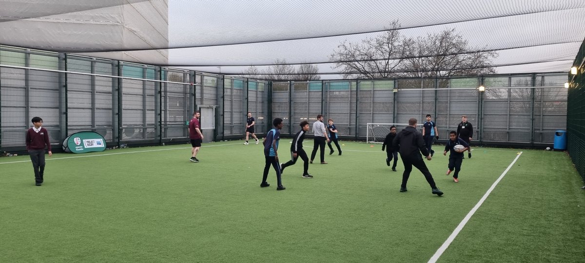 MetTaskforce's tweet image. Another Great #ProjectRugby session @KAA_Intrepidus with @LIFoundation An input from @MPSFirearms was followed by a very physical and enjoyable team building session. #MetValues #Teamwork #LifeSkills #CommunityRelations 
@MPSKenChel ^5476U