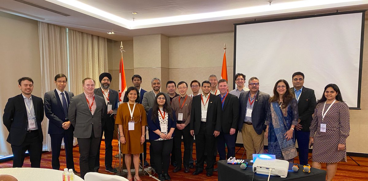 DeborahRH_'s tweet photo. 📍Spent the last day of our 6-day Cnd Clean Energy R&amp;D Partnership Del to 🇮🇳 in MUMBAI, and what a turnout!Thank you to all the Indian cos that made it here today to meet with these 7 fantastic 🇨🇦 cos! Huge thanks to our @TradeTeamIndia in Mumbai for putting this together! 🔋⚡️ https://t.co/WeLxuvveFT