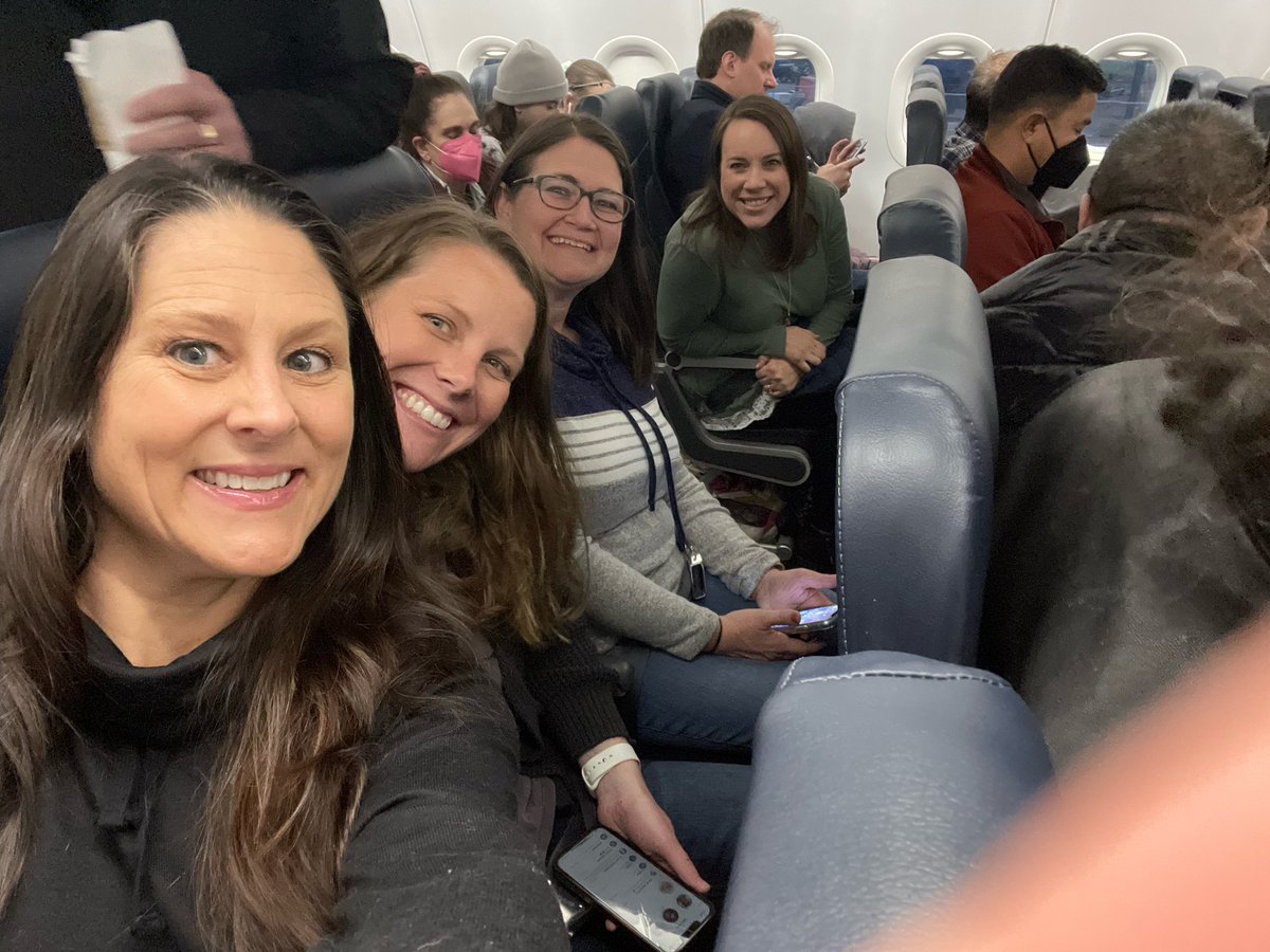MrsMaltbyMRS's tweet image. NYC Bound! ✈️@MillsRiverSch #DramaTrip