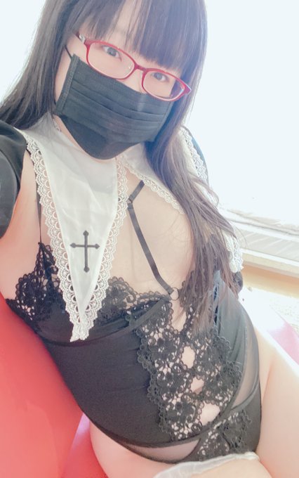 シスターっぽいコスプレ衣装着てみた。ランジェリー？ https://t.co/KxZHzrGHRF<a href="/tag/%E3%83%91%E3%83%B3%E3%83%84%E3%81%AE%E6%97%A5"class="tags"><span>#パンツの日</span></a>
