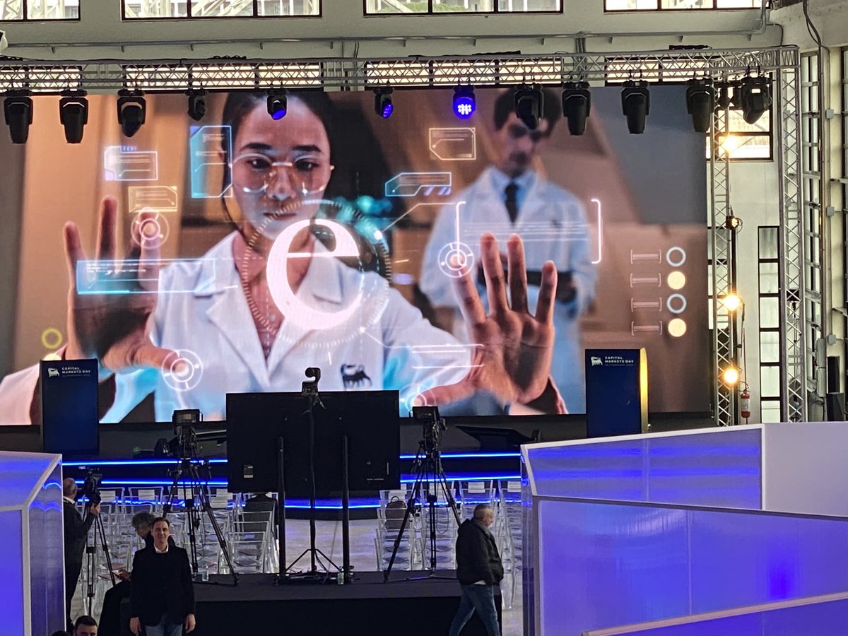 erikamandraf's tweet image. Join us for our 2023 Capital Markets Update event. See how #innovation and tech leadership promise a more sustainable future and how we&apos;re experiencing it with our #Metaverse showcase of breakthrough technologies. Follow us on eni.com