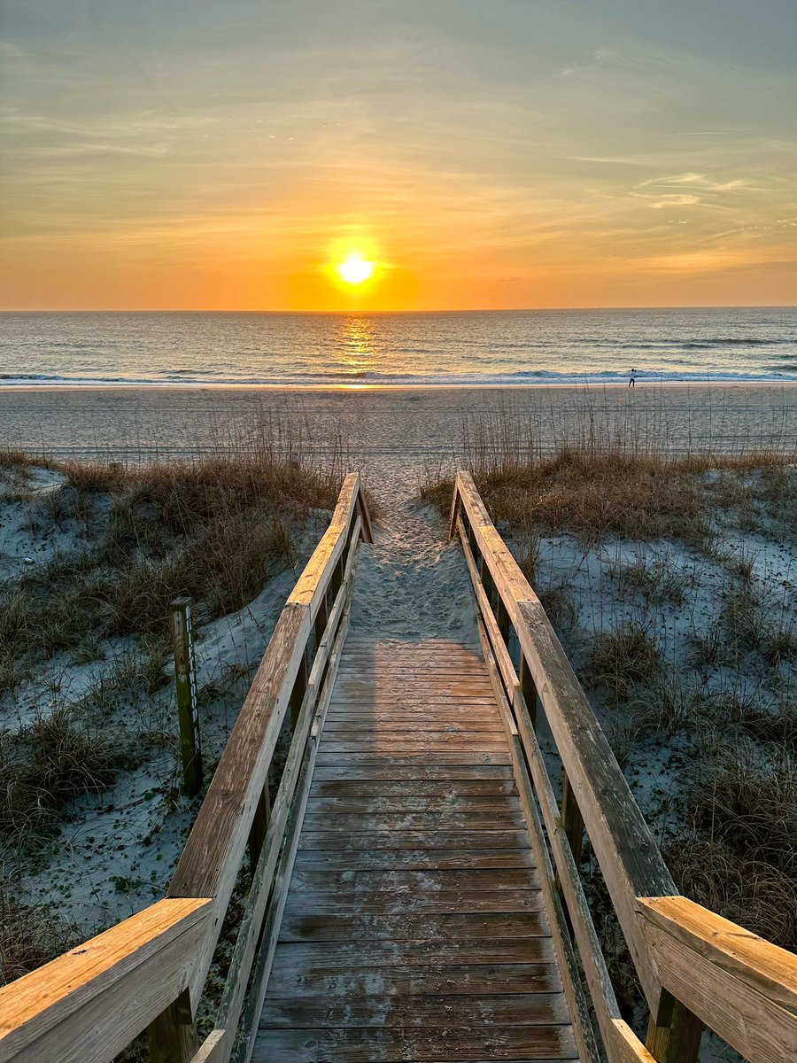 Good morning from #CarolinaBeach!