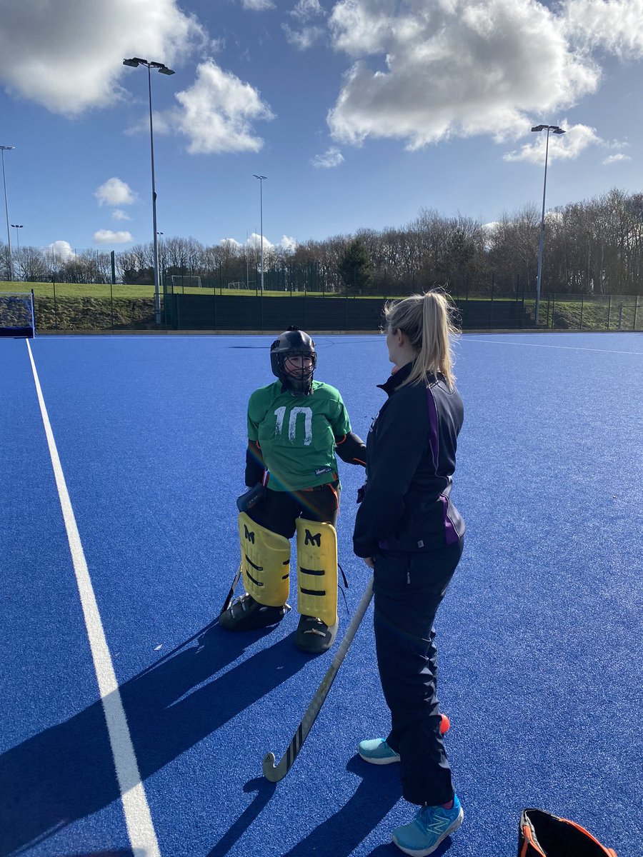 Ms Barker introducing #athletewellbeing within games & PE context and exploring #resilience for year 8 hockey. #wellbeing #beinspired