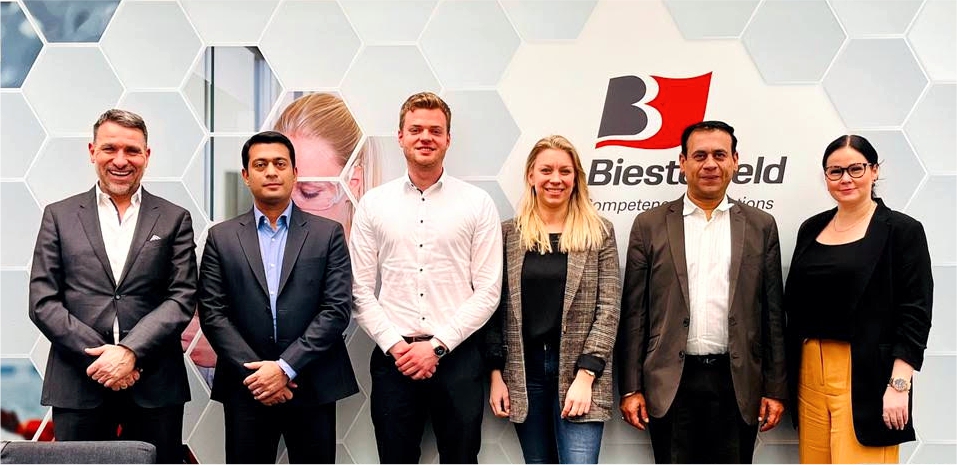 BiogenExtracts's tweet photo. Bio-gen Extracts | Biesterfeld Group
It was wonderful to meet with our partner, Biesterfeld Group, a 1.5 Billion Euro company.
Our shared goal is to provide high-quality, science-backed nutraceutical ingredients for the markets in Germany & Italy
#biogenextracts #biesterfeld https://t.co/Xd1eF3Dl6g
