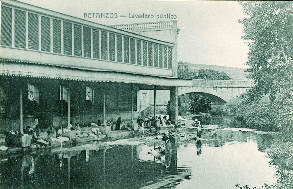 consellocultura's tweet photo. Debémoslles a construción do lavadoiro das Cascas, inaugurado o 17 de agosto de 1902, unha infraestrutura de grande utilidade para os habitantes do Betanzos da época. #HIEV https://t.co/PLAi0SgbF0