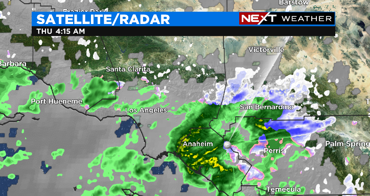 It's a rain and snow mix on the radar this Thursday AM! Scattered showers will be the story today with low snow levels this morning. More widespread precip comes Friday - Saturday with heavy snow &amp; rain. We're watching the radar all AM long on @kcalnews #CAwx