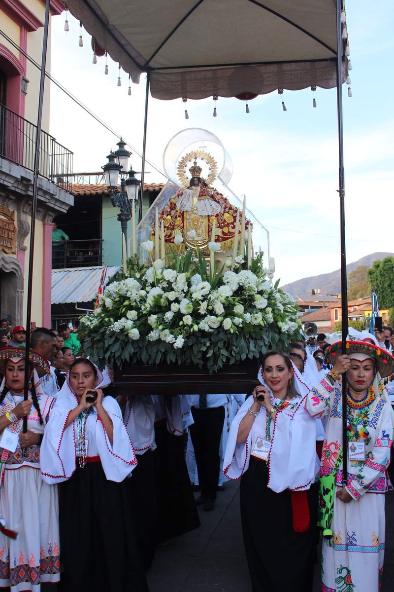Talpa_Magico's tweet photo. A 7 días del inicio del mes de la Romería, marzo es el más concurrido del año a visitar esta imagen que inspira esperanza, amor y unión entre sus feligreses q concurren a este #pueblomagico, @webcamsdemexico @EsMexico @Sierra_Jalisco @Secturjal @ExpCulturaMx @MagicosMex https://t.co/UvwRtvfZhG