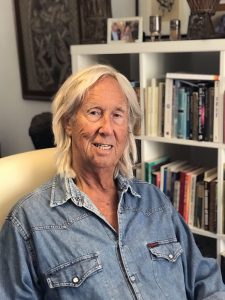 CFrontiers's tweet photo. Do you feel called to step up as a Sacred Activist? New online training from spiritual activist &amp; author Serge Beddington-Behrens shares tools &amp; inspiration for playing your part in transforming our world. More info: 
https://t.co/KdJOG94JaF 

#spiritualactivist #bethechange https://t.co/JJtarI51Os