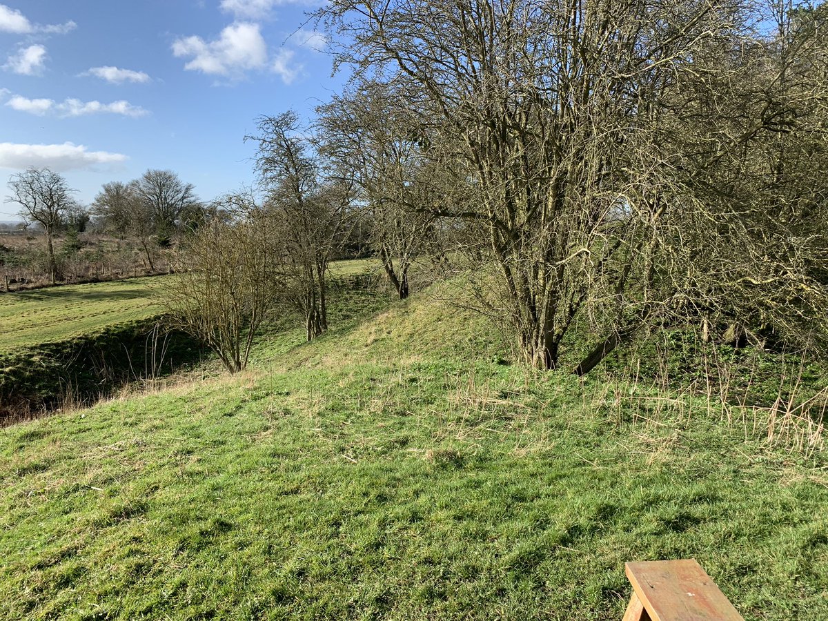 JKcomarc's tweet image. Lovely morning for a meet up on the Sheriff Hutton motte and bailey with a couple of history society members. Very different, and very interesting.