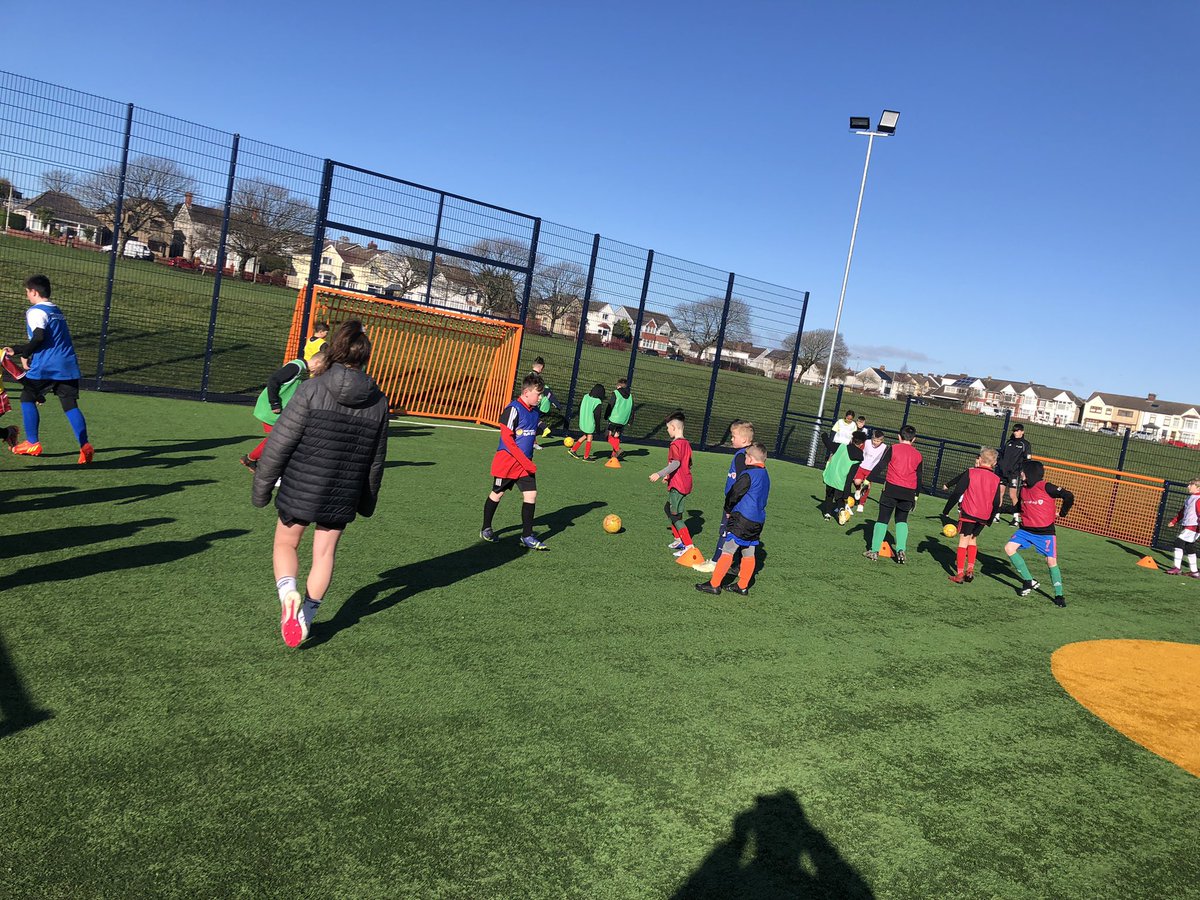 reds_hub's tweet photo. We are underway at Penyfan in lovely Spring sunshine with 33 players warming up @JCFoundation #WeAreRed @Ymlaen @Jordan_Fox95 @SimonTh07005030 https://t.co/AhzvoqEDwC