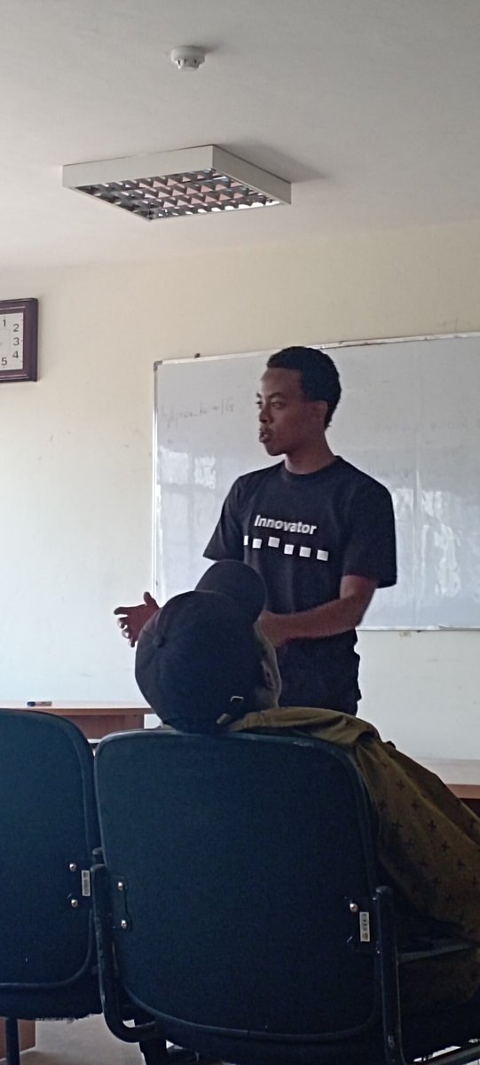 "Attention all young dreamers and doers! 🚀🌟 Exciting news: Our university just launched a space dedicated to turning your entrepreneurial ideas into reality! Come join us and let's create the future together! #YoungFounderSpace #Entrepreneurship #Innovation"