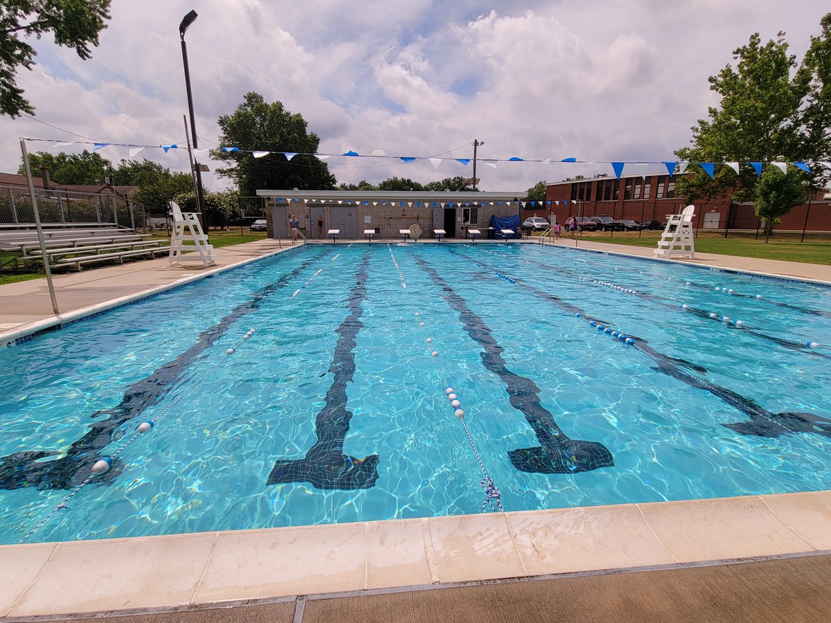 MiddlesexPool's tweet image. Our Lap Pool - A great way to keep fit during the Summer!

Our lap pool is 25 yards long with 6 swimming lanes and features walk-in and ladder entries.  We offer early-morning lap swimming on weekdays from 6:00-9:00am.

#lappool #waterfitness #summer2023 #middlesexcommunitypool