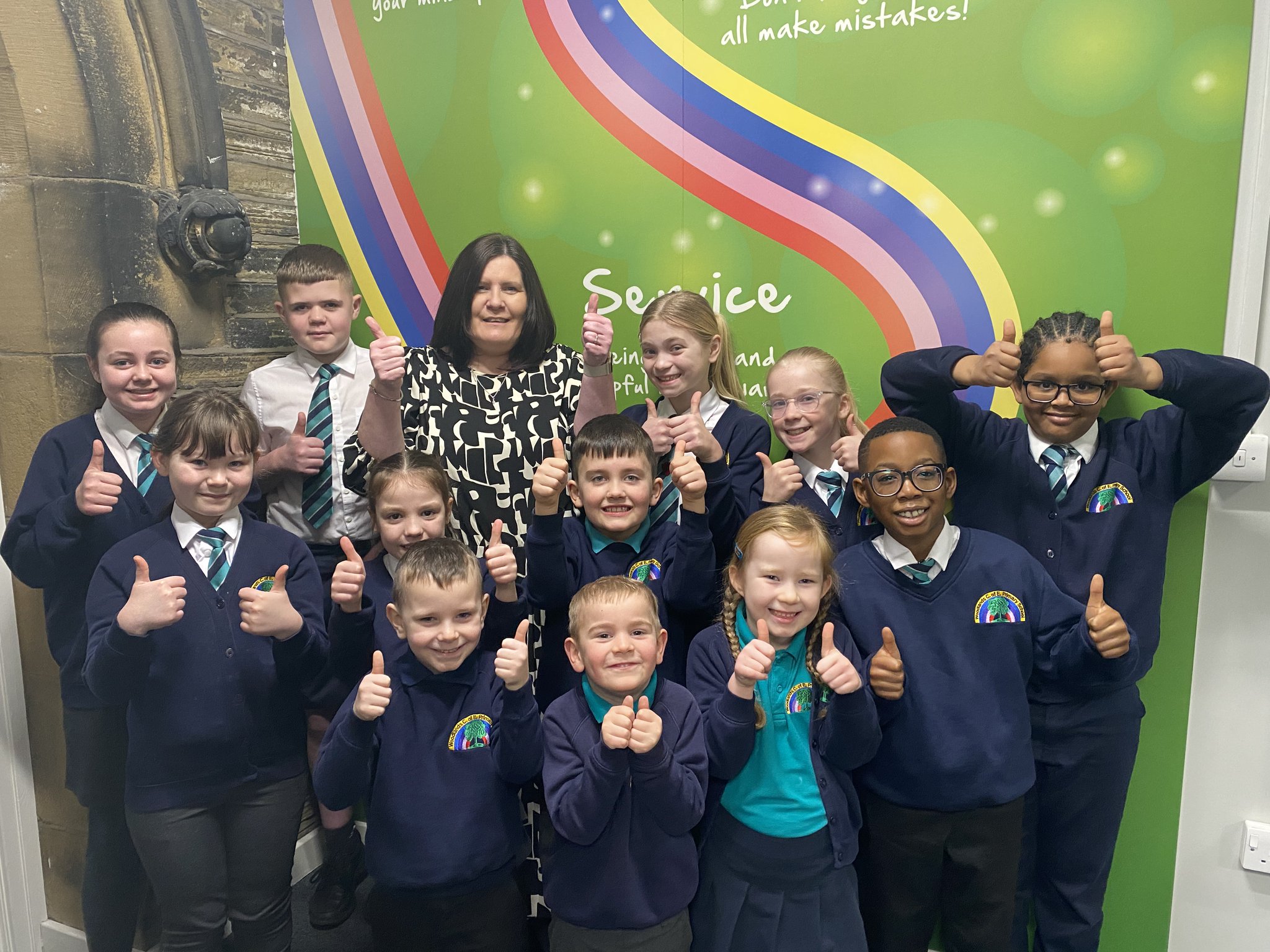 BDAT On Twitter Staff And Students At Woodlands C Of E Primary School bdat-on-twitter-staff-and-students-at-woodlands-c-of-e-primary-school