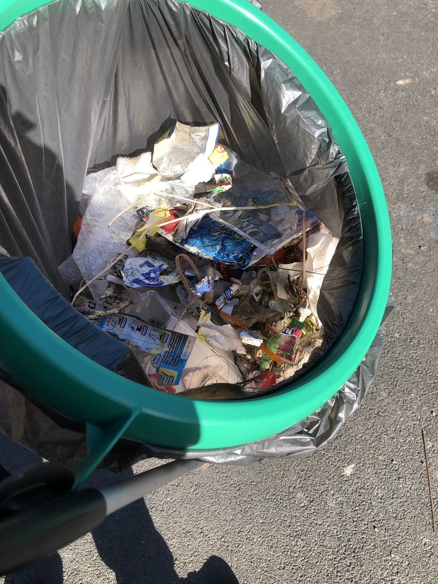 _leannebaldwin_'s tweet image. Fab collaboration today with customers, councillors, the local police and The Drive. #Dovecot #Neighbourhoods @Onward_Homes #CreatingPositiveSpaces #Litterpick