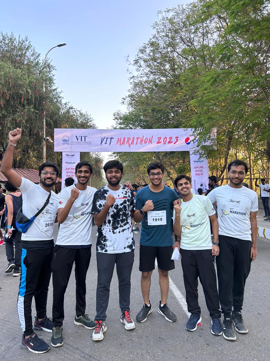 subhanu_twts's tweet photo. Good morning winners 🏆

Never knew I would finish a marathon.
That too one that is 10kms (6.2 mi) 😌

It was only last month that I had gained over 10kgs sitting on my desk for hours (for the last few months)

If you can conquer your mind to win, the body will never give up 🤞 https://t.co/EbfyIOUKp2