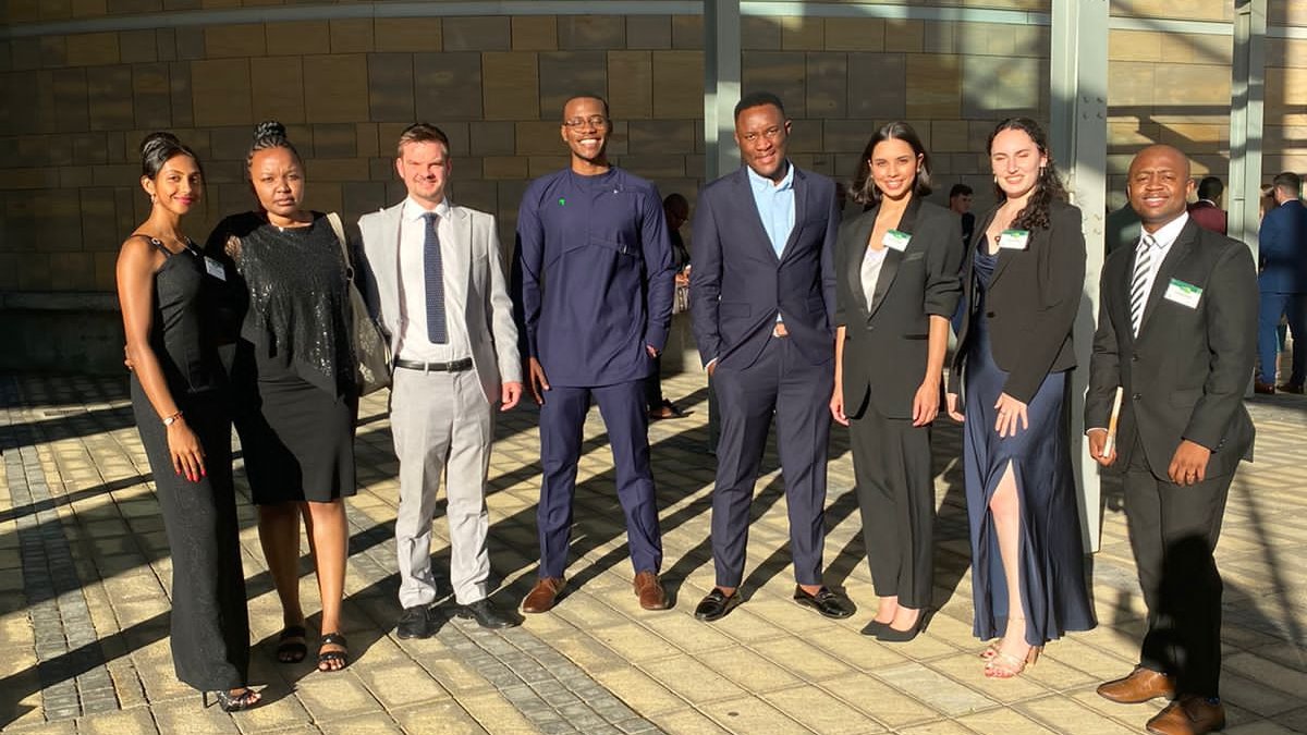 Congrats #Witsies! 🏆

Wits scoops four out of the top six positions and prizes available at the national budget speech competition.

The group collectively walked away with R270 000 in cash prizes.

Read more: wits.ac.za/news/latest-ne… 

#Witsie4Life #WitsForGood