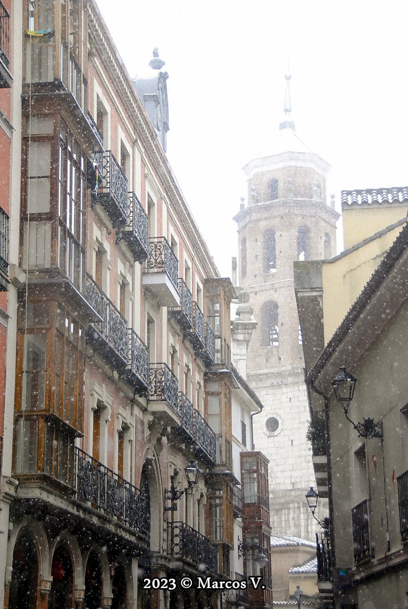 marcosvs84's tweet photo. En Valladolid también nieva. https://t.co/kUP3JhgfSg
