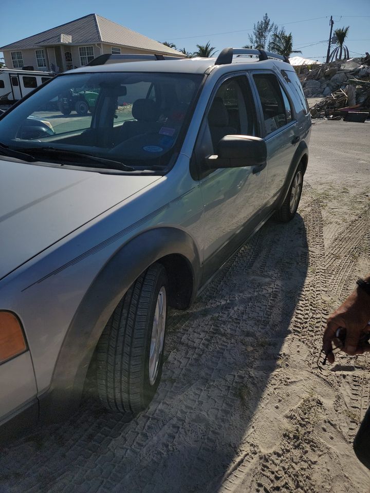 fkyourdiet's tweet photo. Losing everything due to Hurricane Ian, Joe had nothing in the end. Fk and everyone who's donated and helped has brought him from nothing to having a job, a car, paying for insurance and more. We can't do it on our own... But we can do it together! 

#motivational #charity https://t.co/50QsYrPyO0