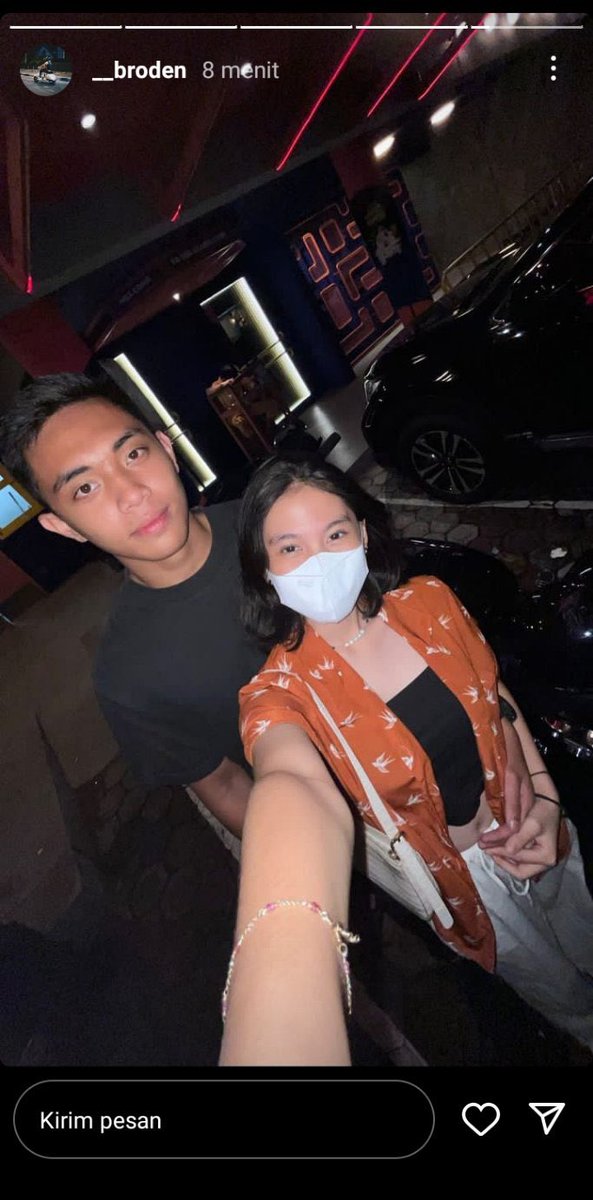 habibthink's tweet photo. Duo biadab. Sangat jahat dan tega. Harusnya mereka berdua lanjutkan asmara di dalam penjara. https://t.co/YBTrR8swX3