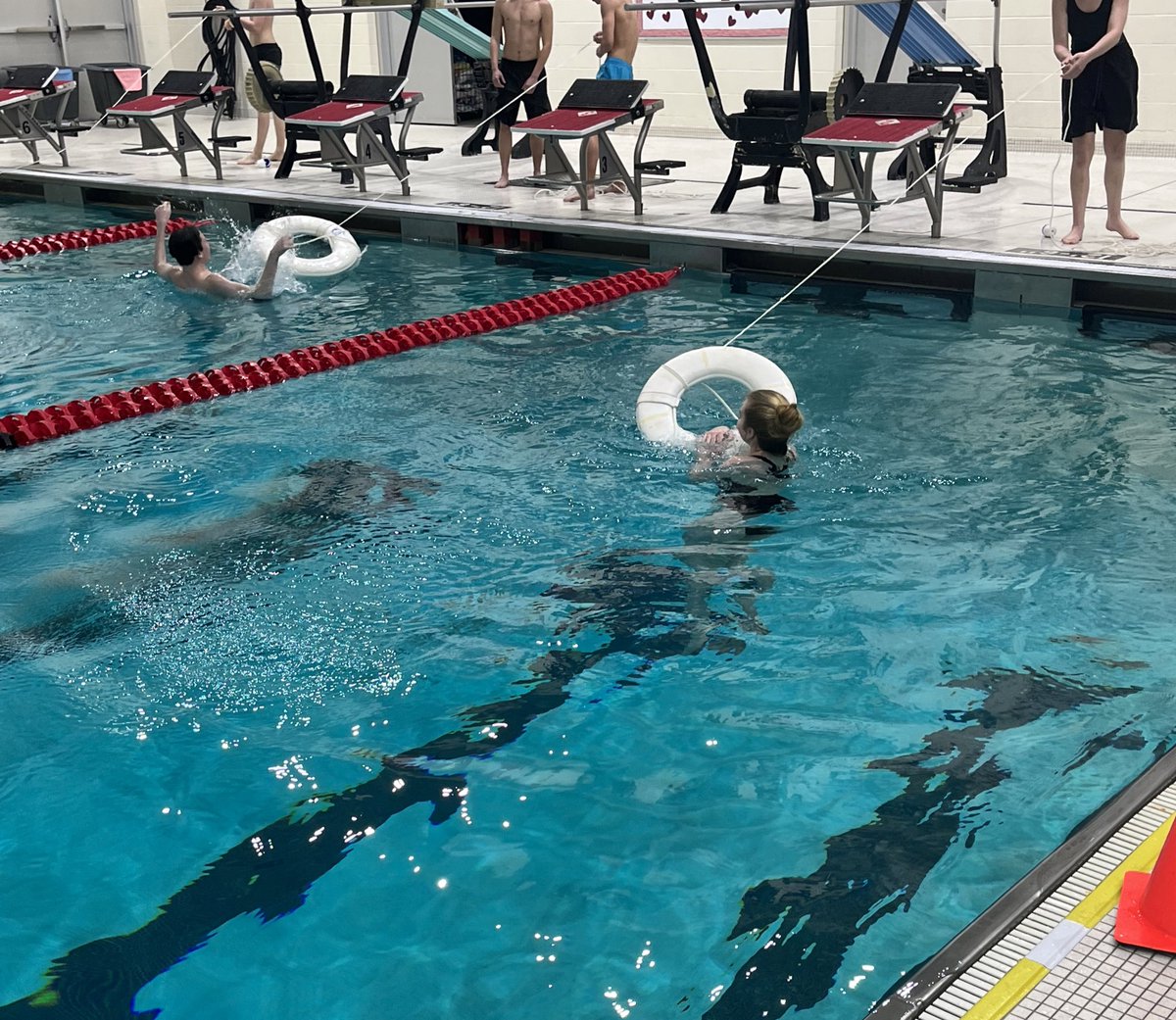 MrsPShaughnessy's tweet photo. This week students practiced using a rescue tube, ring bouy, and sheppard’s hook. All students said that they had seen these items before at public pools but none had ever used one or knew what to do with them. Now we have 250 students in our community that do! @LWCentralKnight https://t.co/hgKUd5UuPe