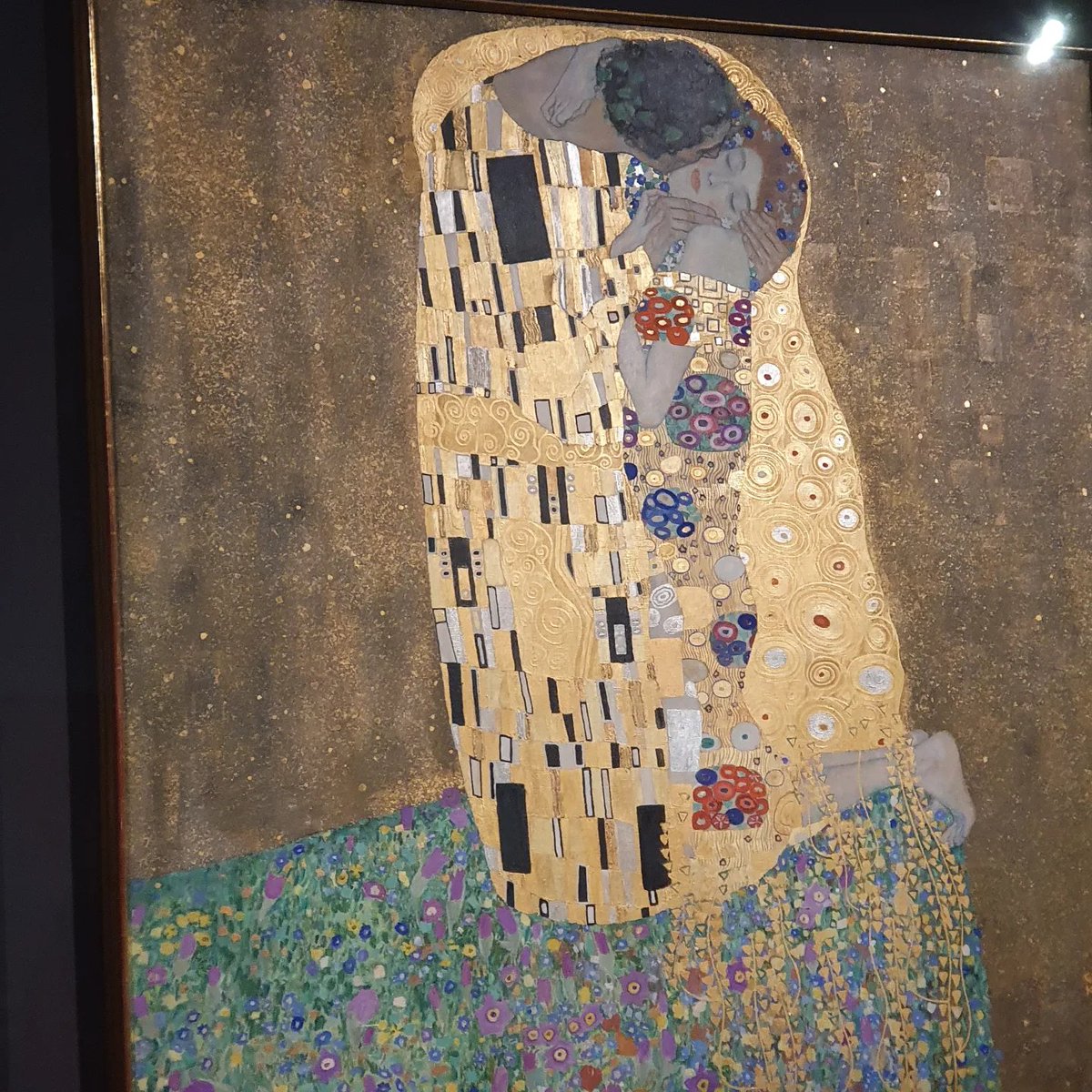 dacc_e's tweet photo. Guten tag! Vienna today -  to refresh my German language and explore some of my favourite artists works #art #klimt #Vienna #Artists #belvedere https://t.co/vQpQ9n1y1Y