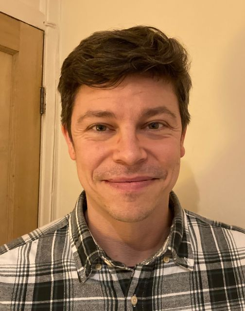 bmhproduction's tweet photo. The next cast member to meet is.....
Jeff Bowersox who plays Pierre in our production of The Father.
Pierre is Anne's husband, or her partner. Andrew lives with him and Anne, doesn't he?
Pierre is trying to maintain a relationship with a partner who has a parent with Dementia. https://t.co/fkXQA1WvxD
