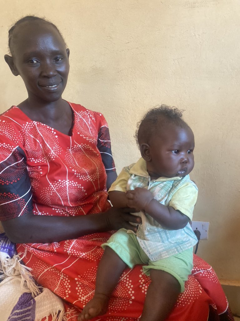 Allehone's tweet photo. Happy to meet baby #Hakima as she gets registered at a #Refugees camp in #AjhounThock close to the border with #Sudan. Registration will help fully vaccinated  Hakima  access essential life saving services including supplementary food #SouthSudan https://t.co/jdgSmmybH6