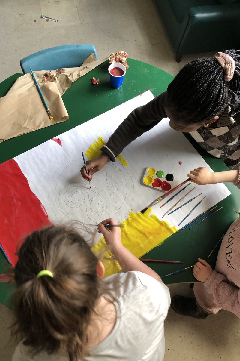 mmekkelly's tweet image. Yesterday we learned about the African Nova Scotian flag, and we collaboratively painted 5 for our school hallways. Red for blood and sacrifice, gold for cultural richness, green for growth and black for the people 🖤🤎 @BurtonEBES @HRCE_NS #SeeWhatIAmLearning #BlackHistoryMonth