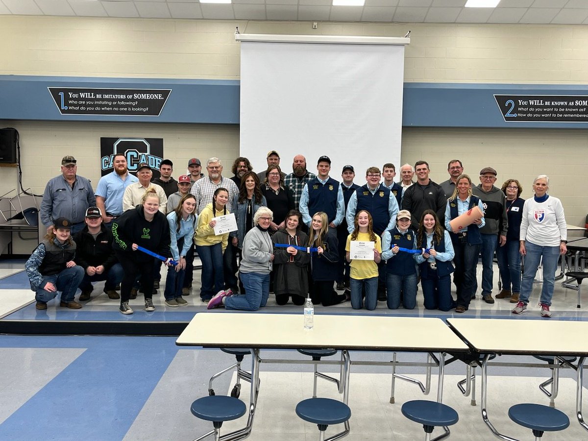 Happy FFA week y'all!!! Last night we had some local farmers come out to Cascade to learn how to stop the bleed. We gave them kits to place throughout their farms. Thank you to our officer team, advisor, memebers, and medical professionals that made this happen!