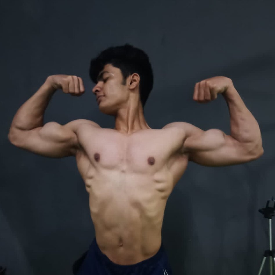 sidharth__as_'s tweet photo. #bodybuilding #bodybuilder #frontdoublebiceps https://t.co/bZL18ADwR3