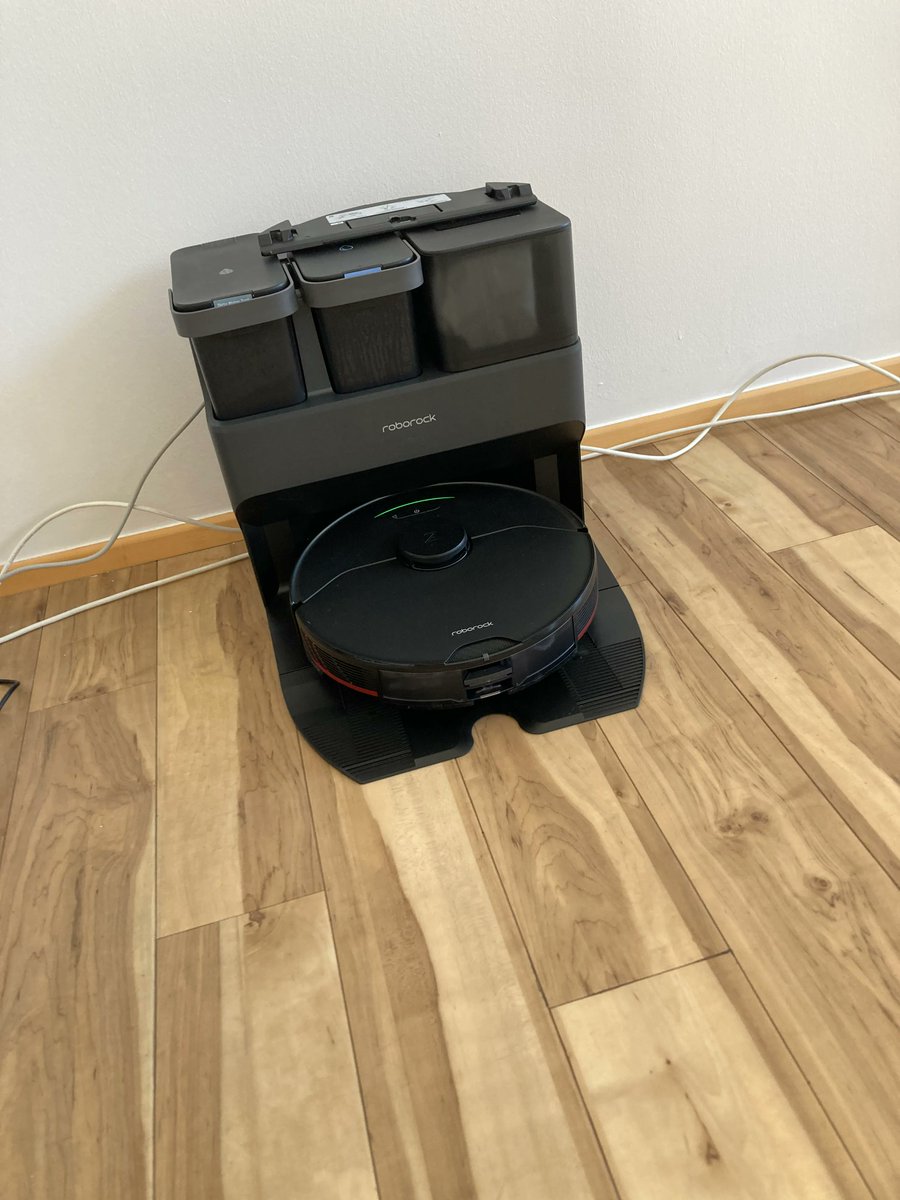 esdches's tweet photo. Herbert started working for #ESD. He loves to eat our leftovers and still wipes through afterwards!
#CHES #Roborock #clean #LifeAtESD https://t.co/GfuhmyijcT