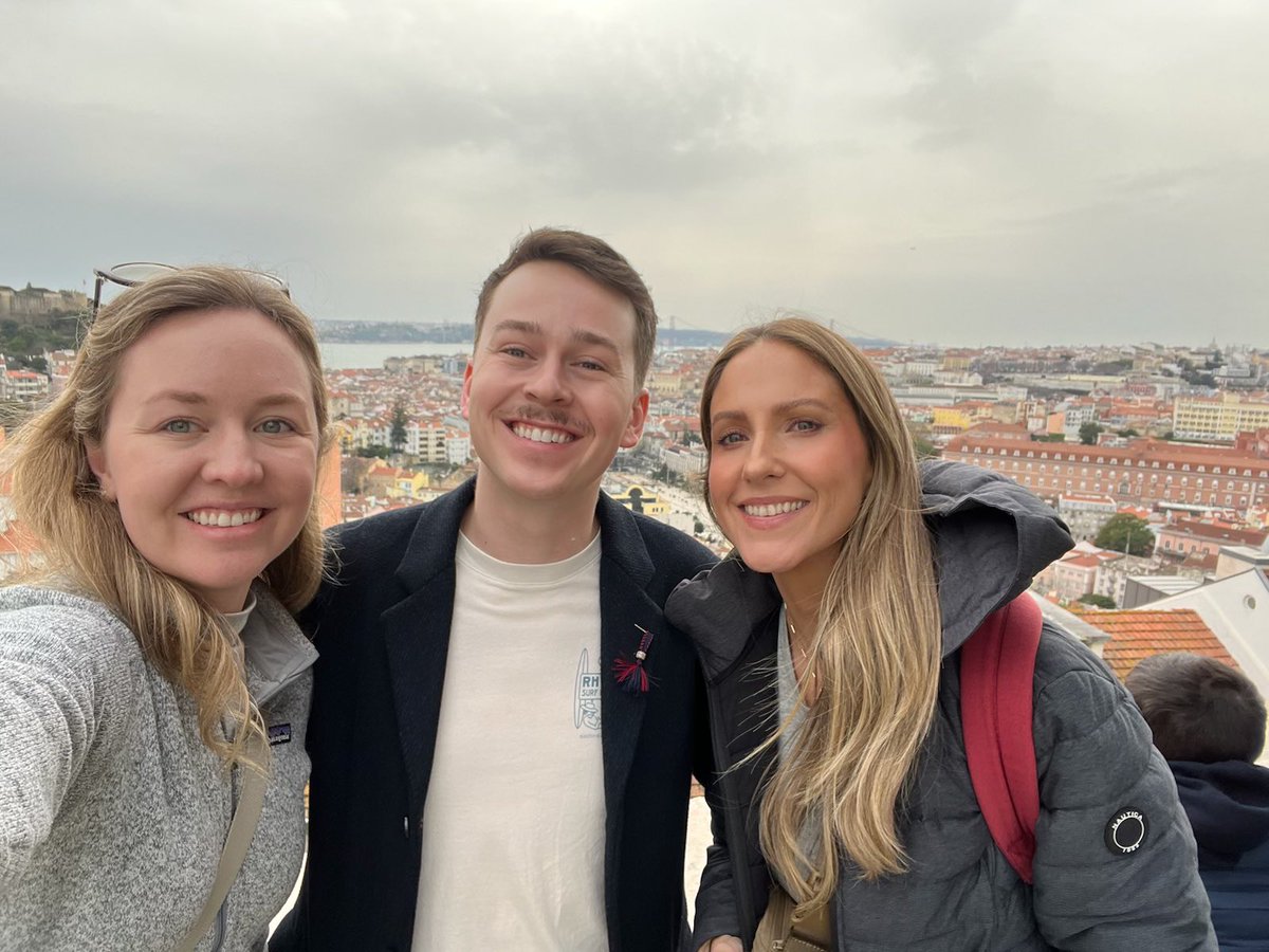 A great #BrainStimConf in the books - an absolute pleasure to see @brainstimgrl recognized as a TMS-AUD pioneer (& to be highlighted in her talks again & again) - so many fresh ideas, collaborations, new friends & excitement for the field (plus Lisbon wasn’t too bad either 😎)